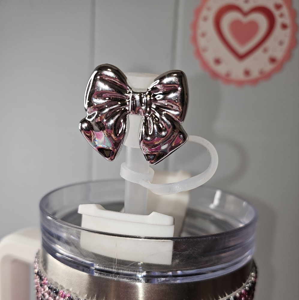 Silver Bow straw topper